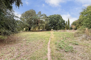 Photo 30- click for photo gallery